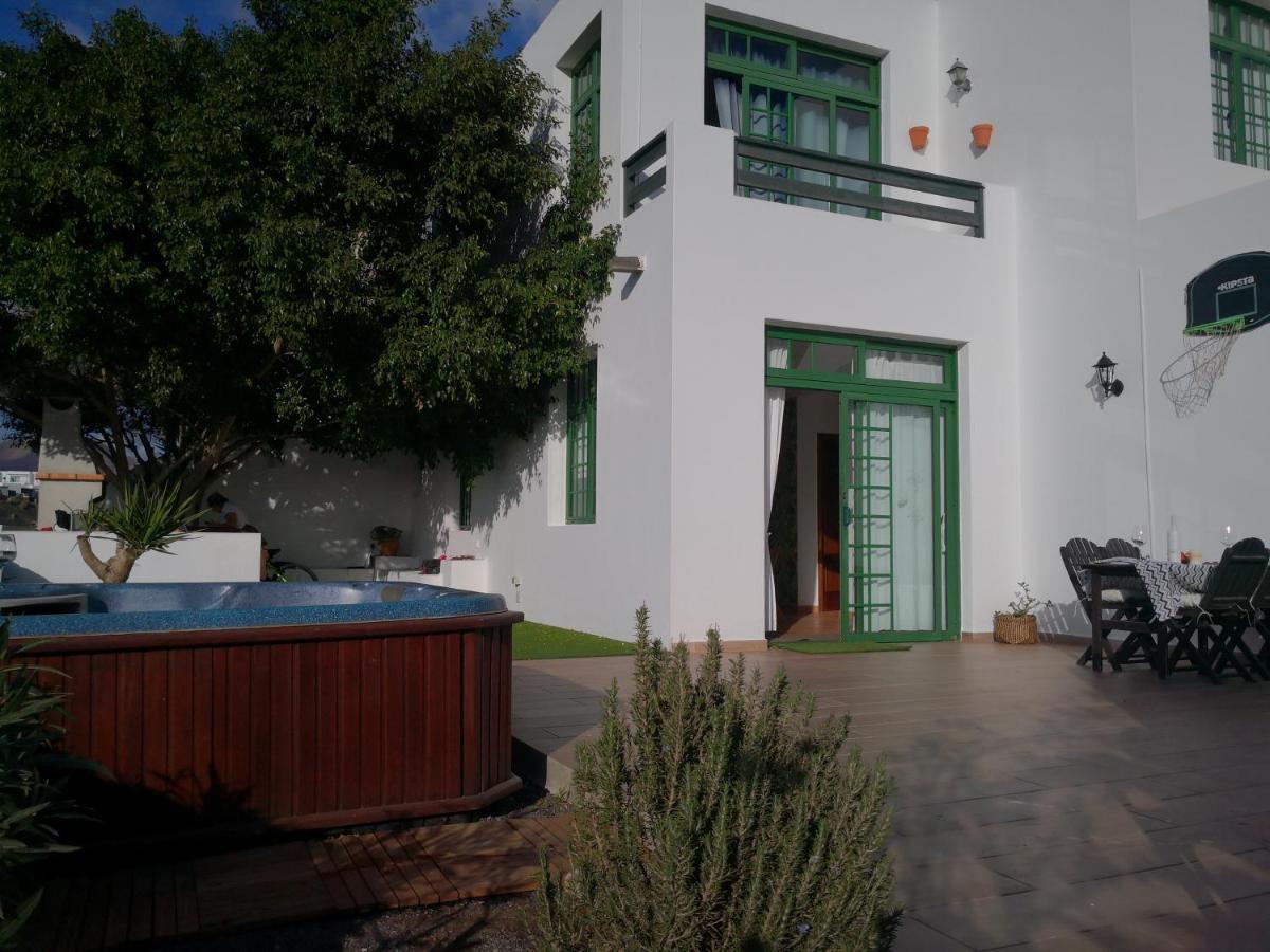 Villa Tyna Playa Blanca  Eksteriør bilde